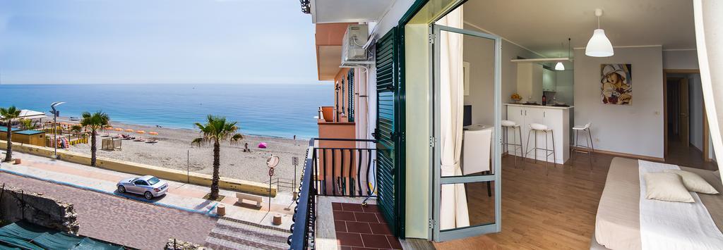 Appartamento Mare Marconi Letojanni Room photo